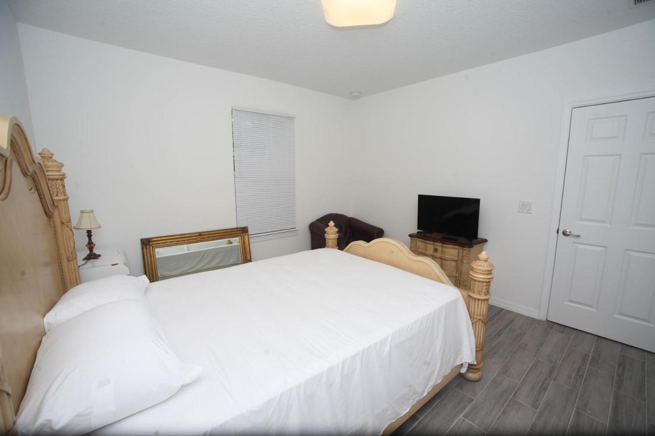 A Beautiful Queen Bedroom Orlando Luaran gambar